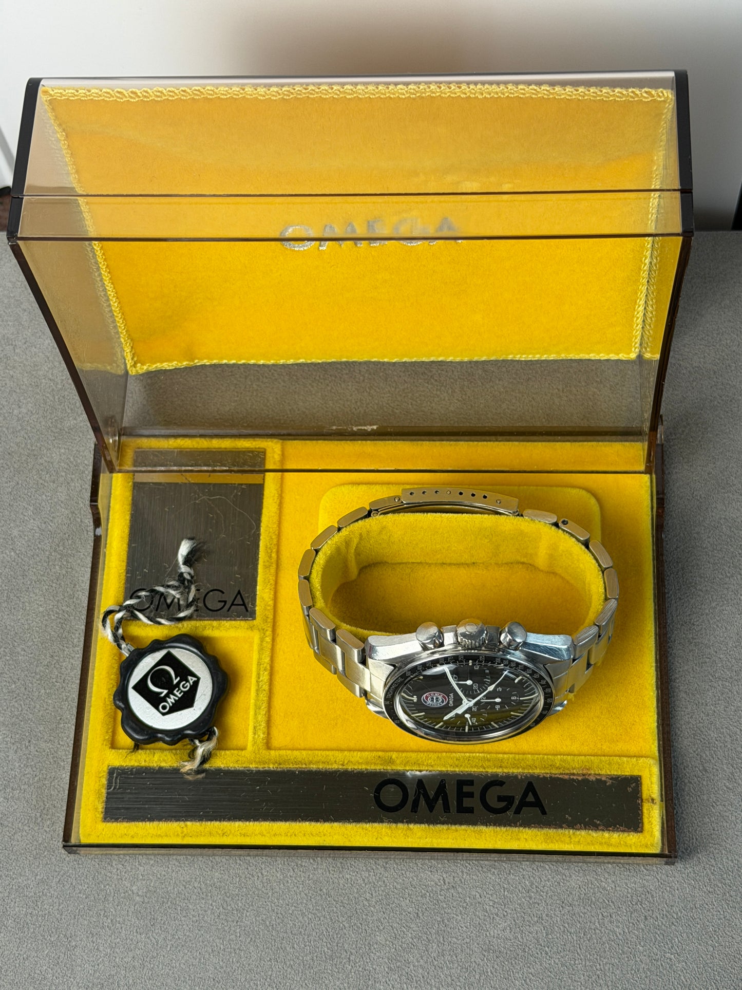 Omega Speedmaster Professional Moonwatch Apollo - Soyuz - Limited Edition Ita 500pz Ref. ST145.022 - Year 1976 - Omega Extract From The Archives