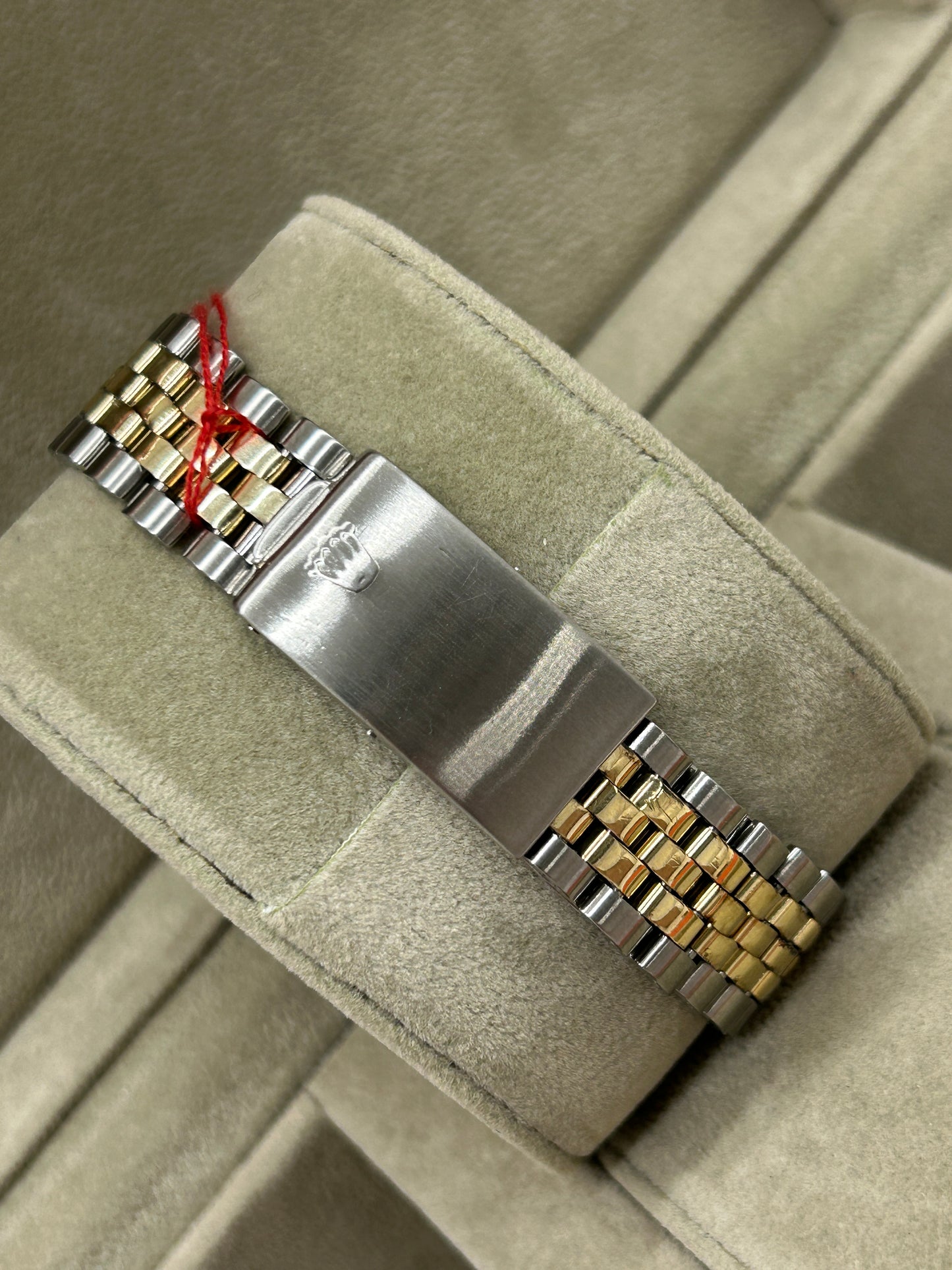 Rolex Datejust 31 - 18Kt Yellow Gold & Steel - Ref 6827 - Year 1976