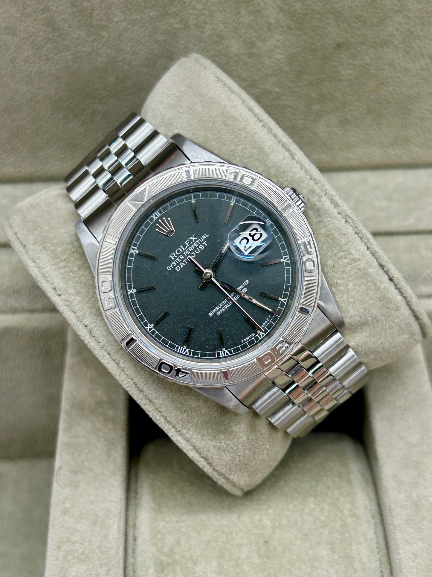 Rolex Datejust 36 Turn-O-Graph - Ref.16264 - Black Dial