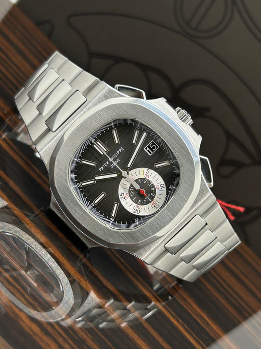 Patek Philippe Nautilus 5980/1A-014 - Chronograph - Grey Dial - Year 2012