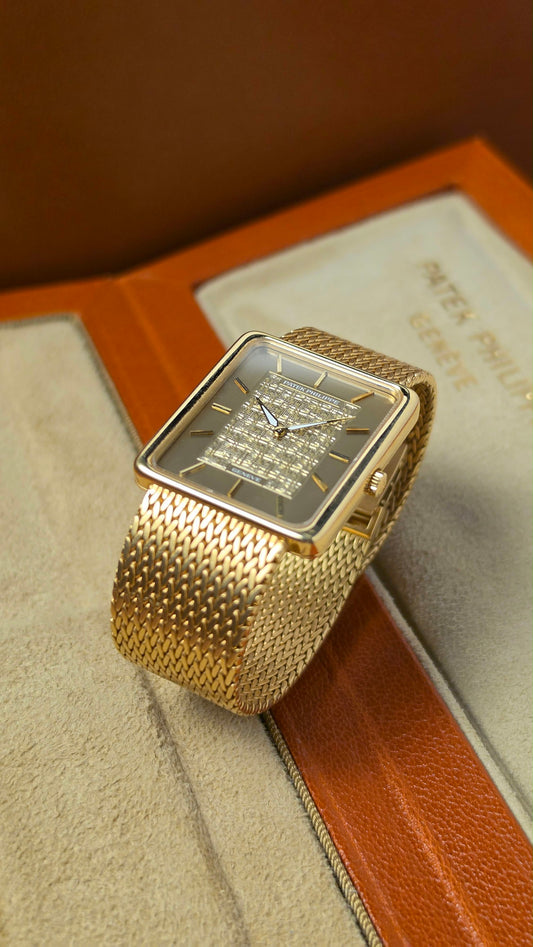 Patek Philippe Ref 3599 - Rectangular 18kt Yellow Gold - 31 x 28mm - Never Polished